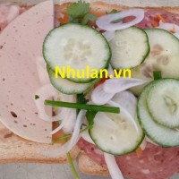 Sandwich thịt Như Lan